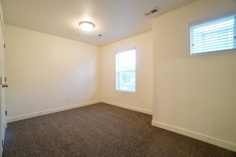 Building Photo - 14862 Diorite Ct