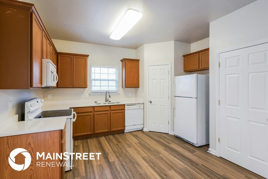 Building Photo - 104 Otter Glen Dr