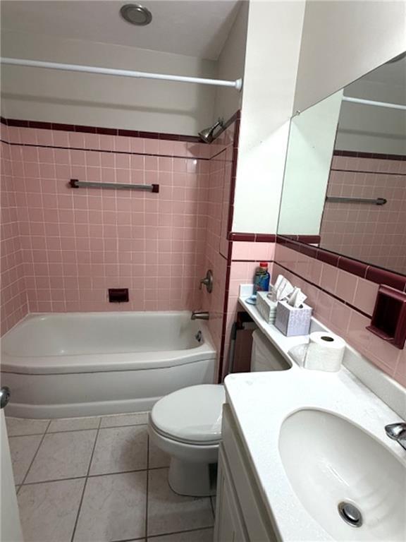 Building Photo - 216 Harris Ave