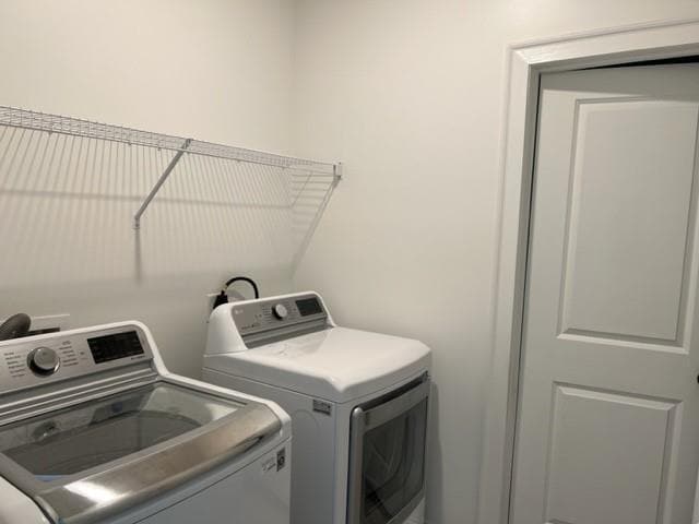 Building Photo - 229 Hickory Chase