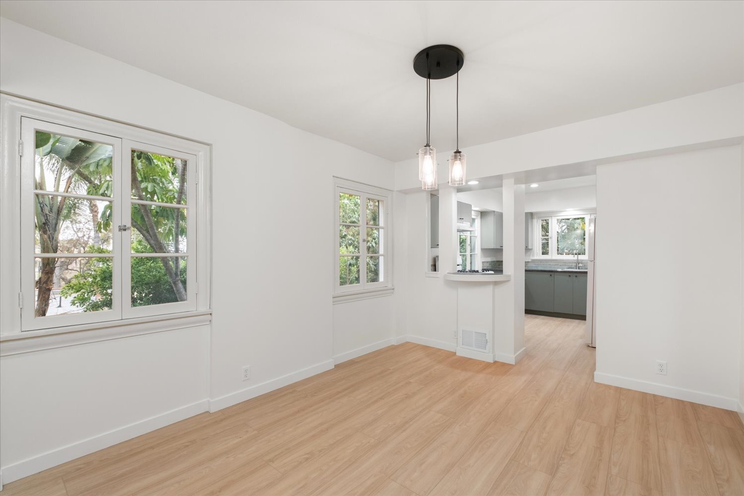 Dining room - 6612 Emmet Ter
