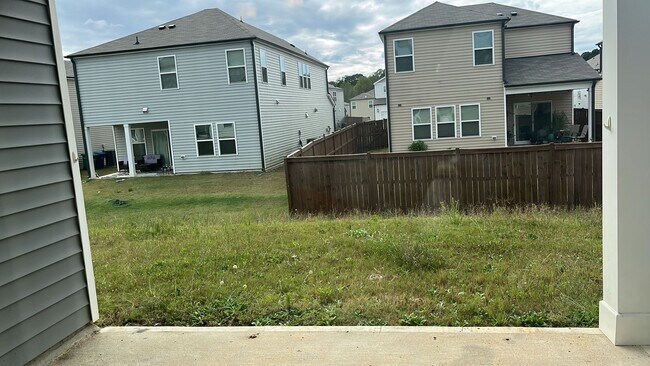 Building Photo - 128 Boone Lake Way