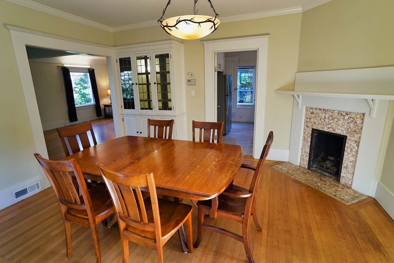 Building Photo - 2836 Derby St