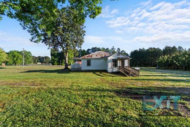 Building Photo - Freshly Renovated 2 Bedroom Rental in Warren County