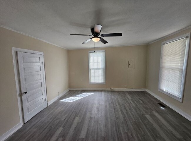 Building Photo - 1101 Truitt Ave