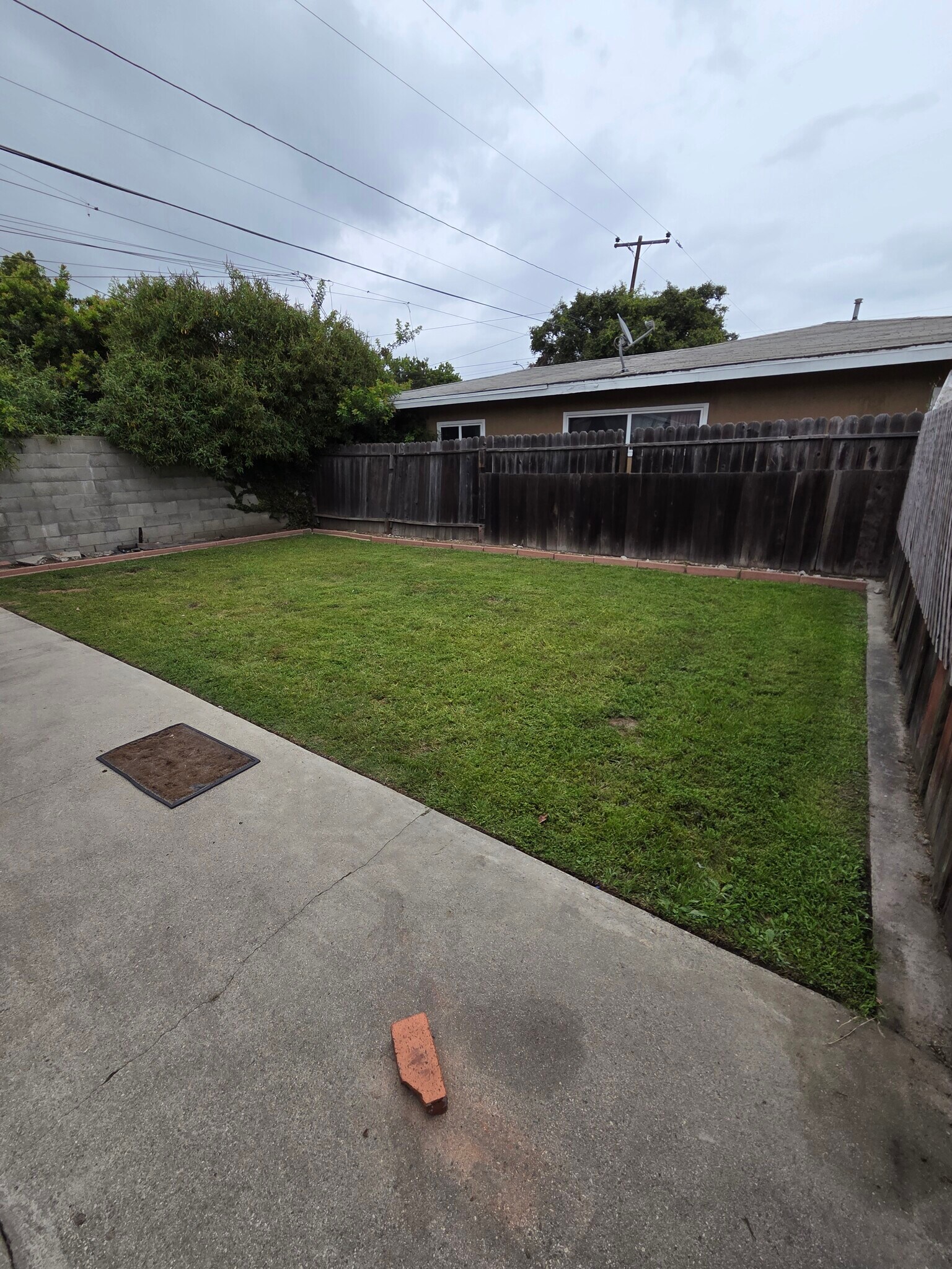 Building Photo - 2675 E Harrison St