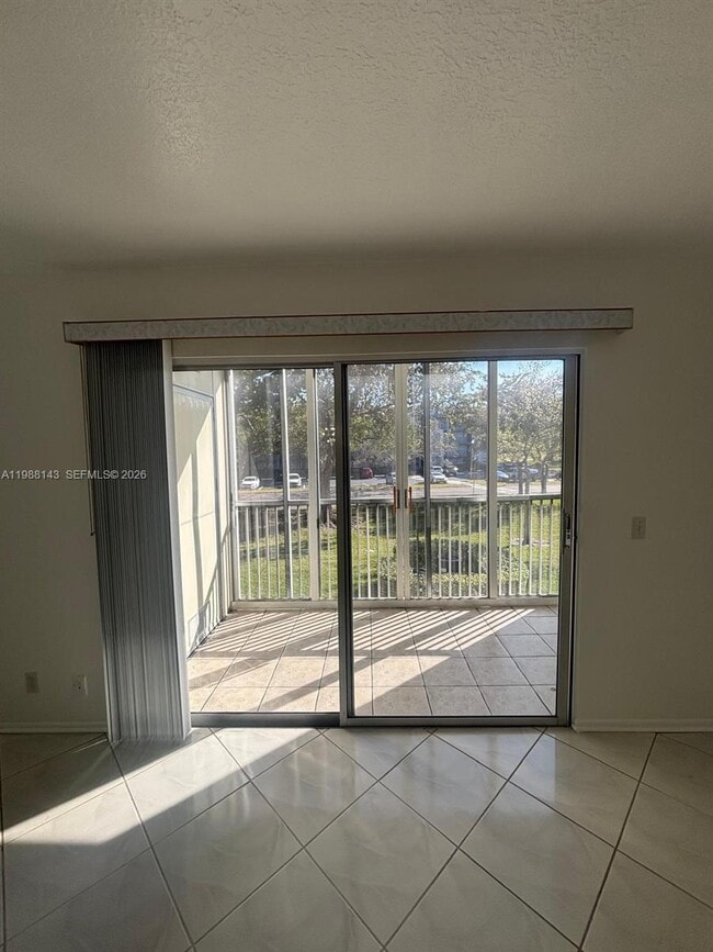 Building Photo - 12600 SW 5th Ct