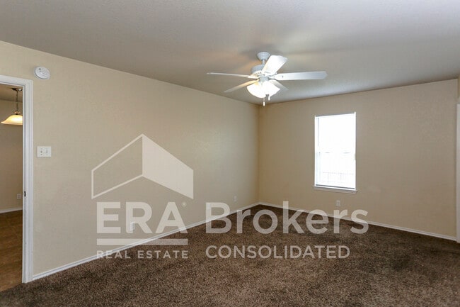 Building Photo - 3509 Lorena Dr