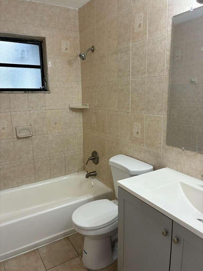 Building Photo - 1741 NW 27th Ave