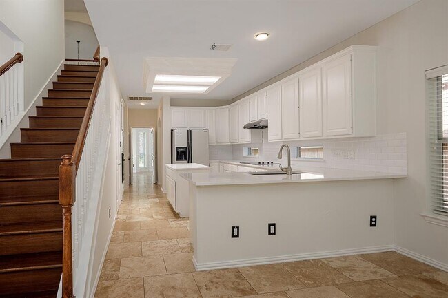 Building Photo - 14 Filigree Pines Pl