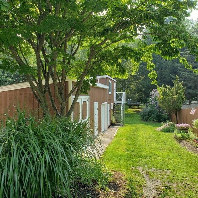 Building Photo - 120 Mill St