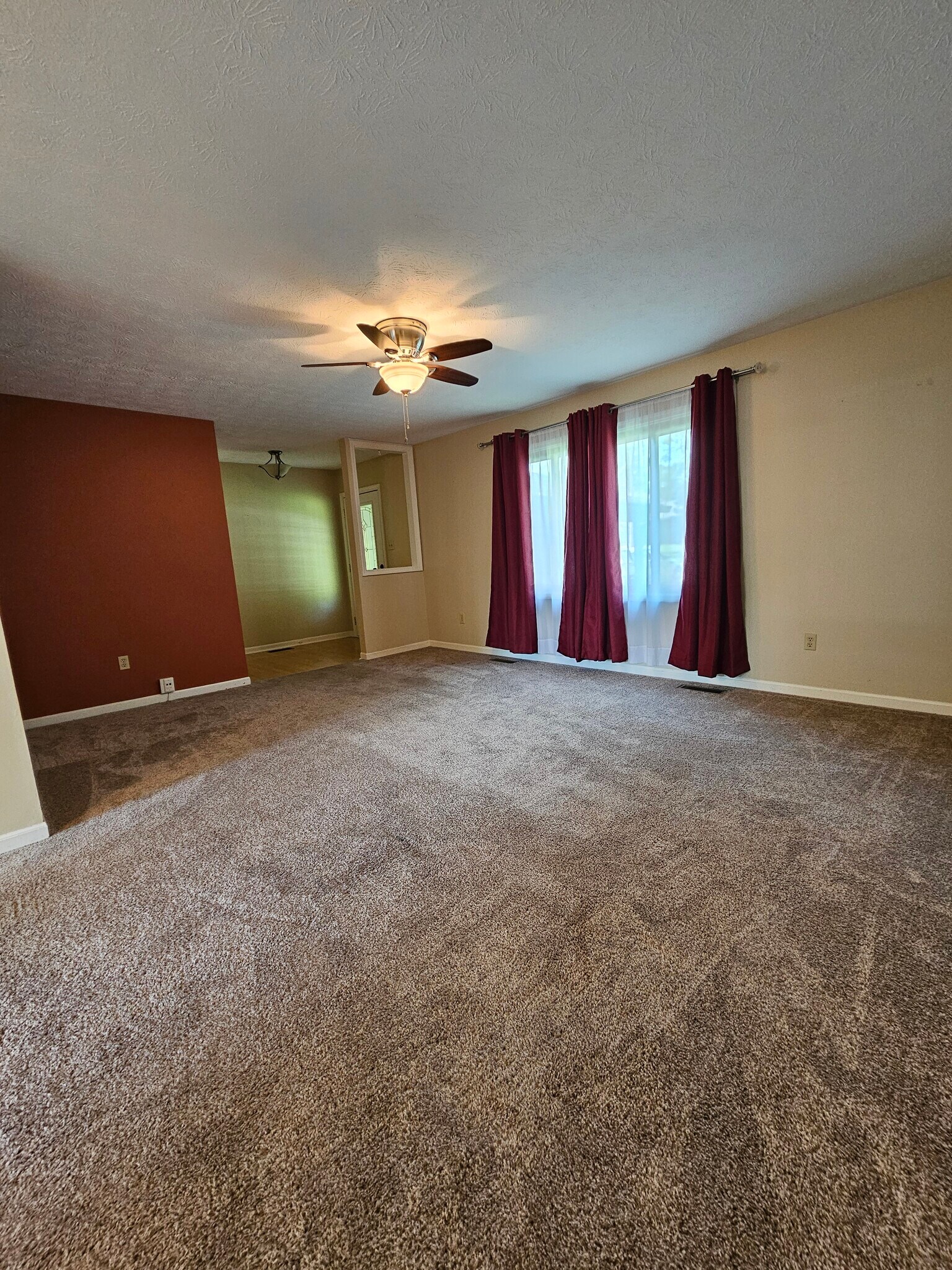 Living Room - 569 Meadow Dr