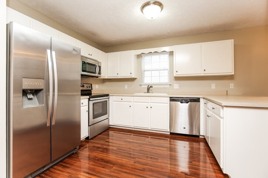 Building Photo - 1773 N Cove