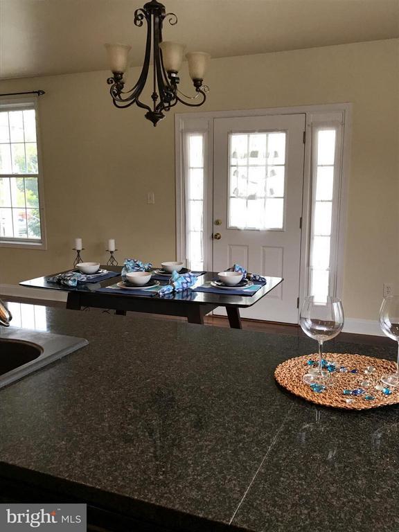 Building Photo - 2022 S Glebe Rd