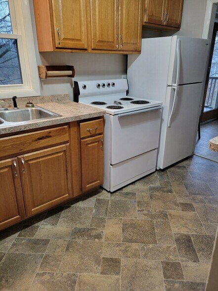 Building Photo - 5116 Murphy Rd