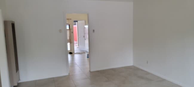 Building Photo - 3244 Clairemont Dr