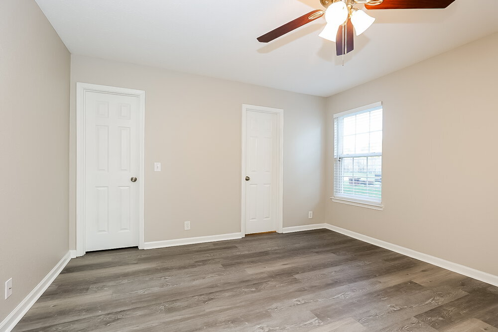 Building Photo - 7552 W Winchester Dr