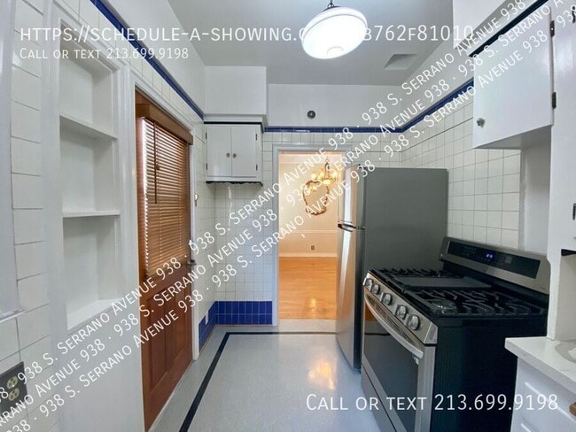 Building Photo - 938 Serrano Ave