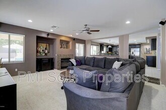 Building Photo - 13412 W Annika Dr