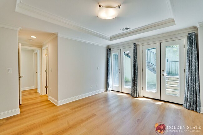 Building Photo - Stunning 3,278 square foot 4 Bedroom 3.5 b...