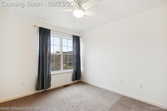 Building Photo - 47655 Pembroke Dr