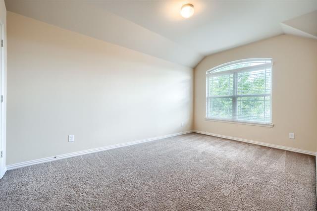 Building Photo - 875 Vaquero St