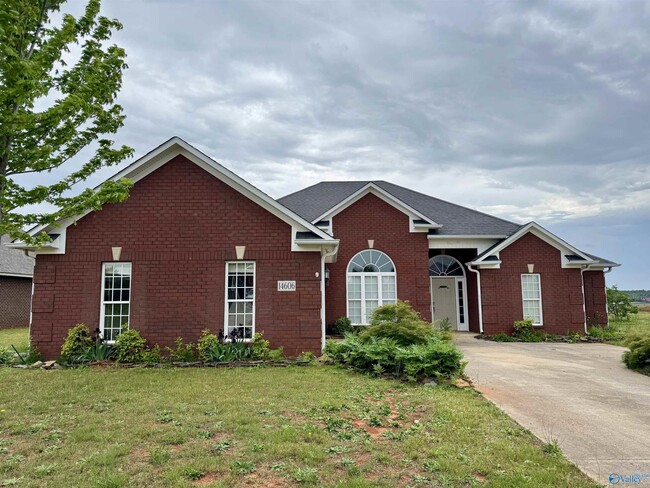 Primary Photo - 14606 Eva Cir