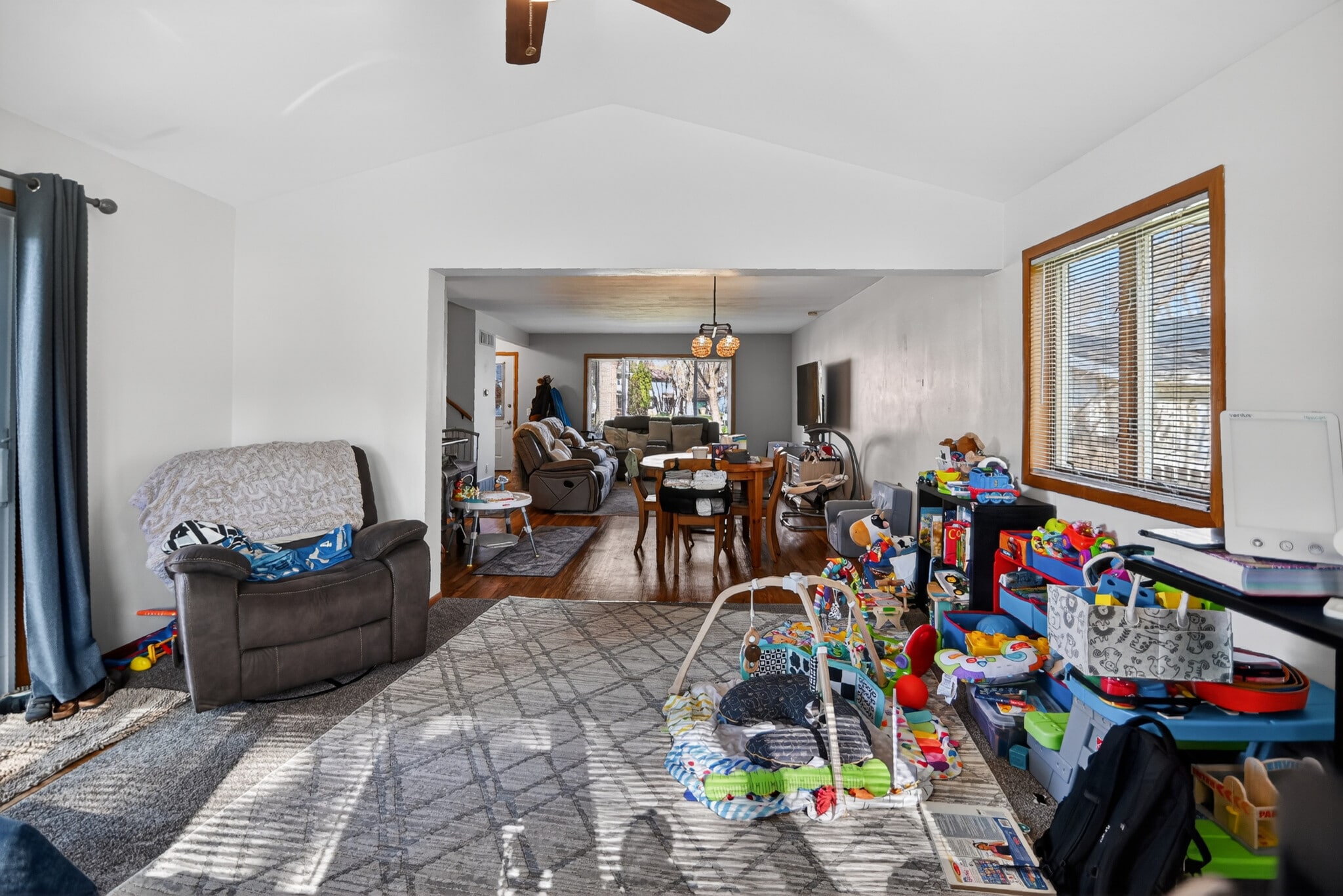 Building Photo - 3051 Greenway Trl