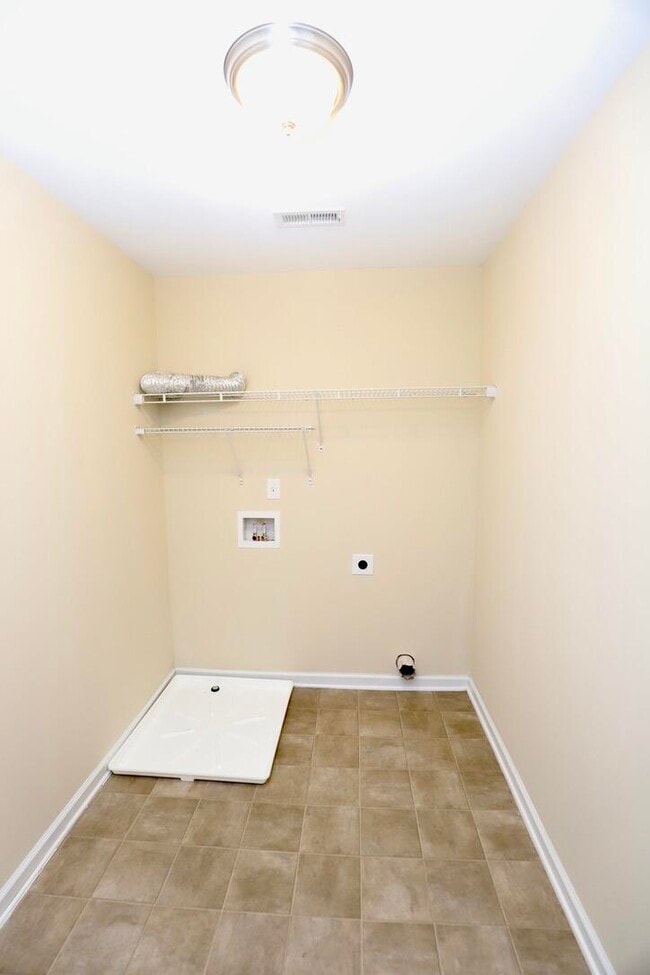 Building Photo - 1786 Ruger Dr