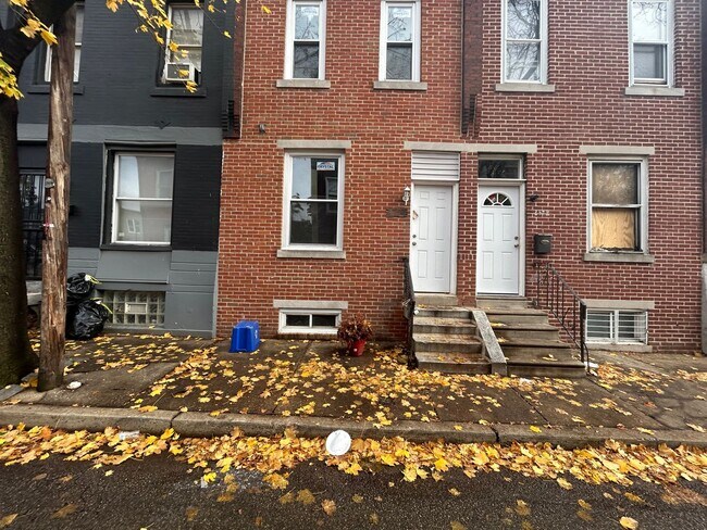Building Photo - 2307 N Cleveland St