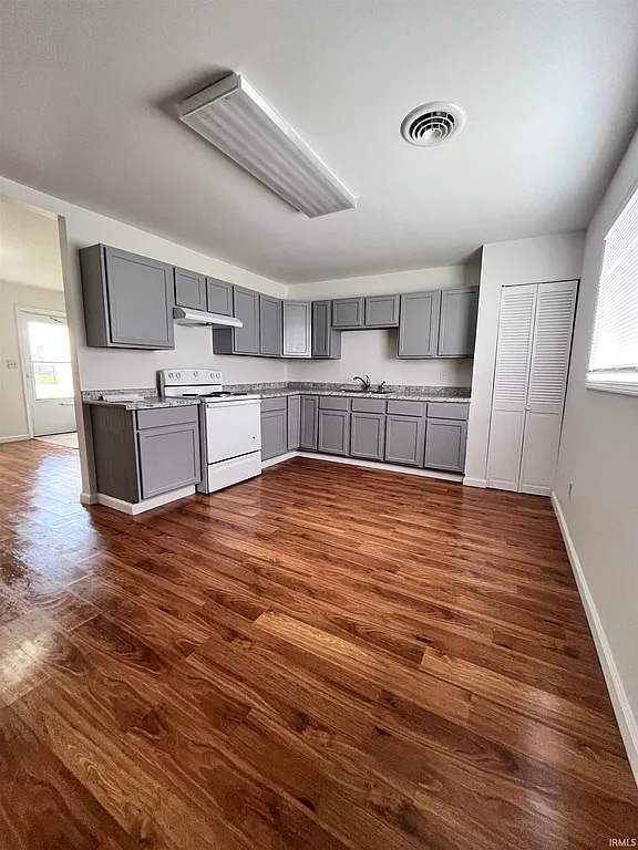 Building Photo - 1009 E Havens St