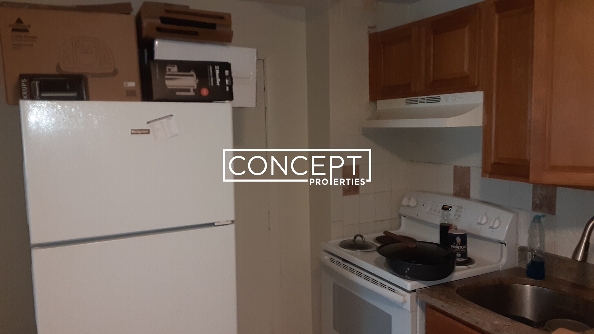 Building Photo - 365 Faneuil St