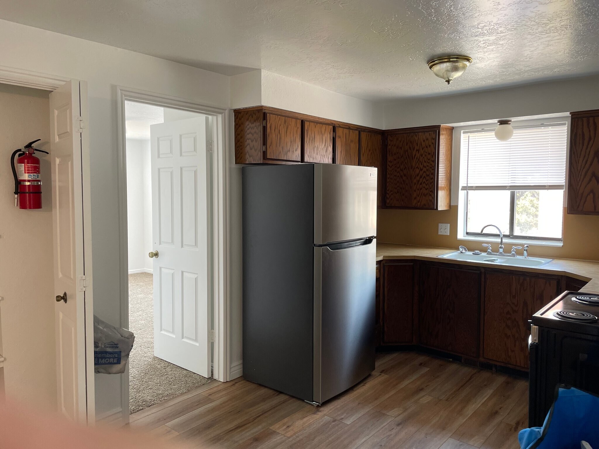 Building Photo - 2894 S 625 W