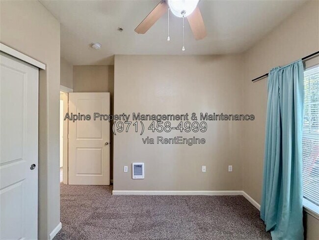 Building Photo - 22836 SW Forest Creek Dr