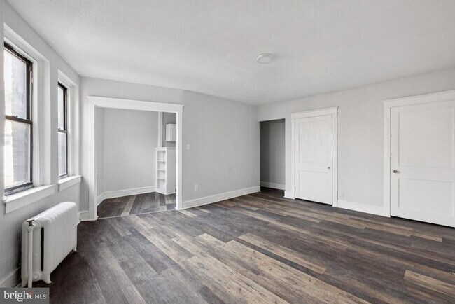 Building Photo - 7250 Chestnut St