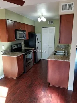 Building Photo - 2750 S Durango Dr