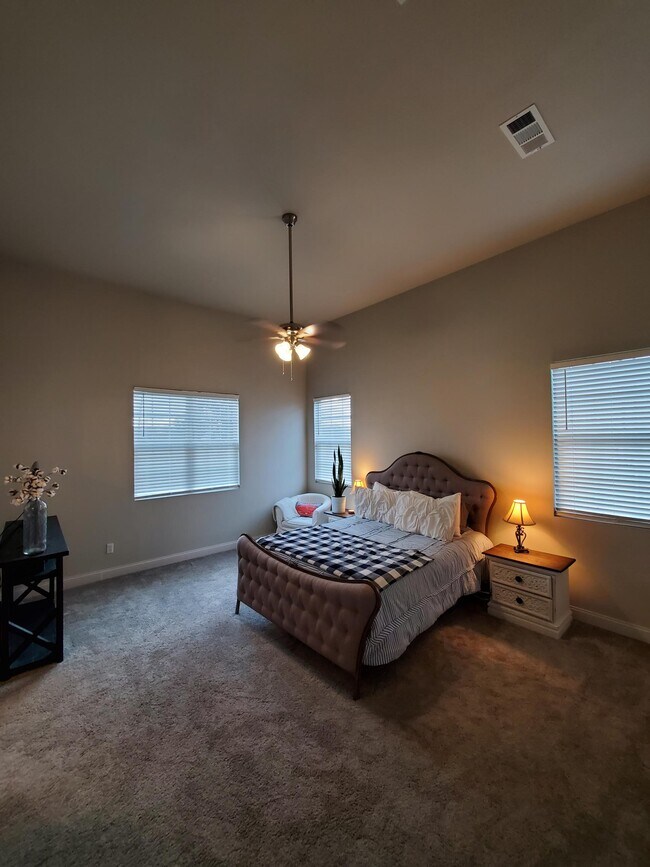 Building Photo - 7101 Kc Ranch Ct