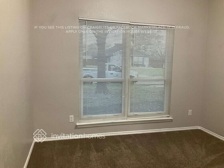 Building Photo - 512 Buttercup Trail