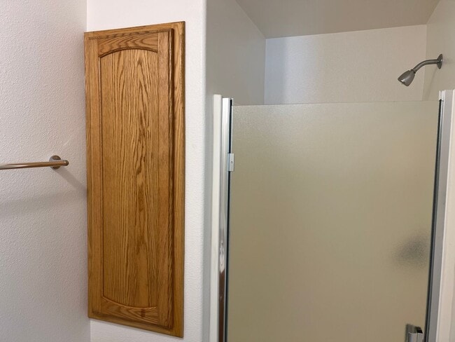 Building Photo - Newly updated 3-bedroom, 2-bathroom duplex with a garage!