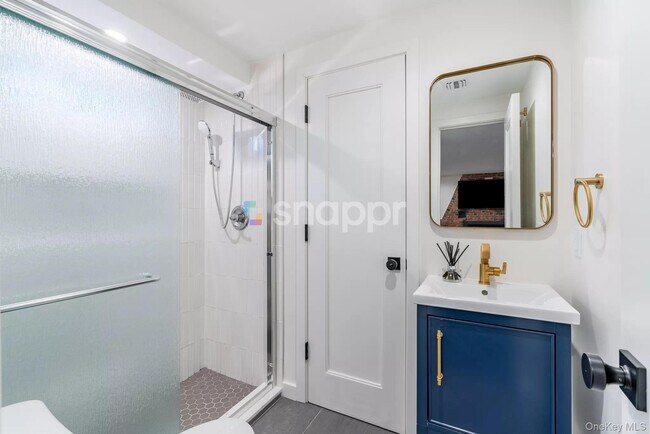 Building Photo - 9 E Stemmer Ln