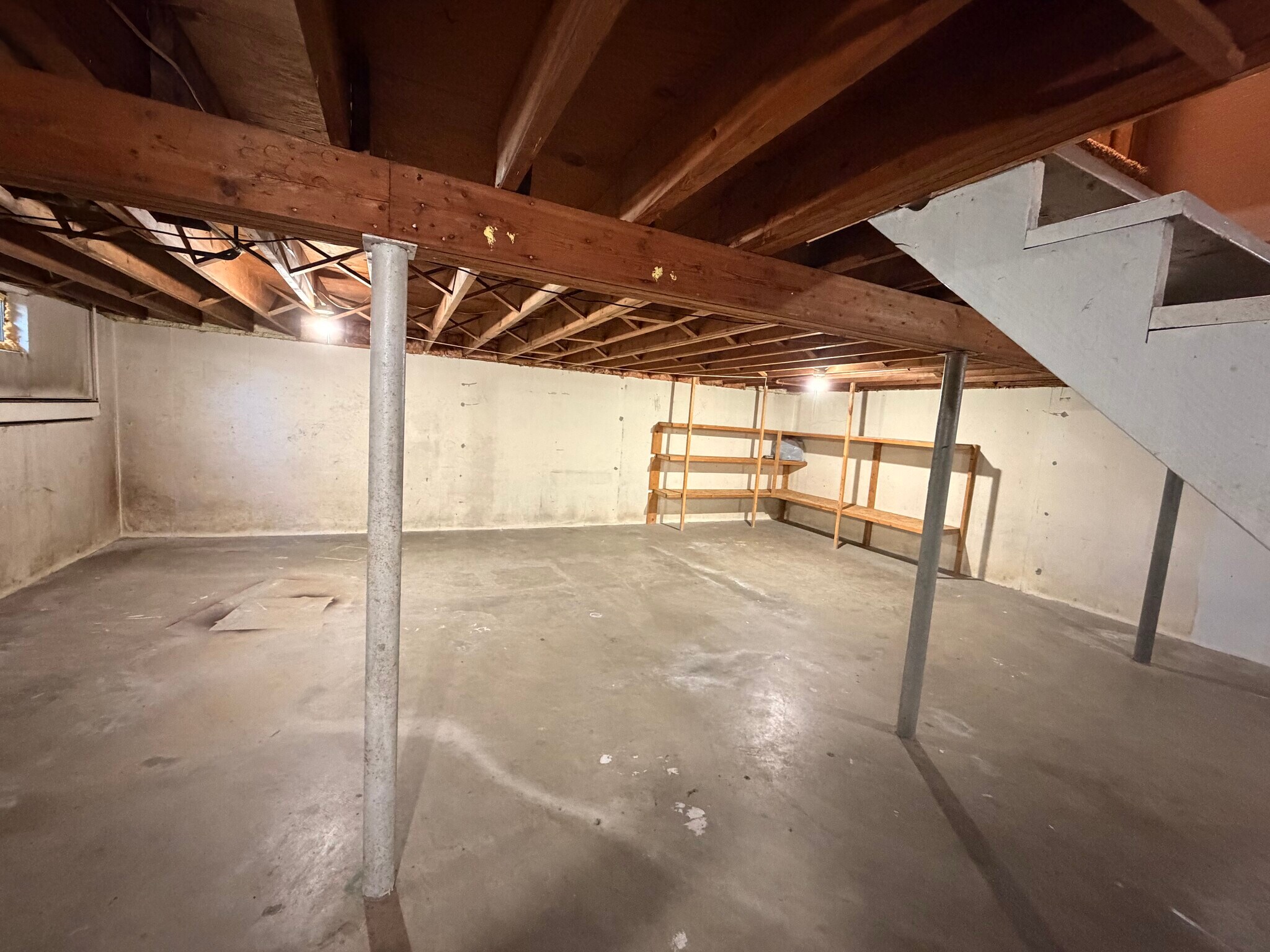 Building Photo - 2074 Marlee Ln