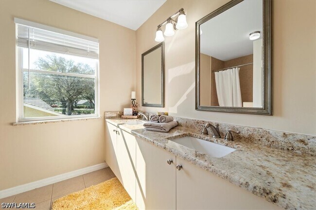 Building Photo - 12341 Eagle Pointe Cir