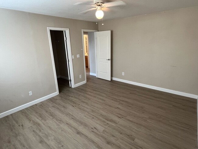 Building Photo - Stunning 3-Bedroom Home in Merced!!