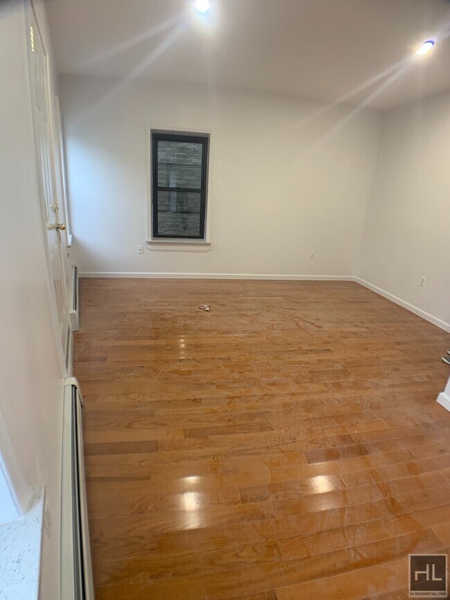 SHEEPSHEAD BAY ROAD 1657 Sheepshead Bay Rd Brooklyn NY 11235