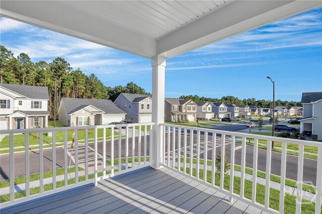 Building Photo - 10 Ashmont St