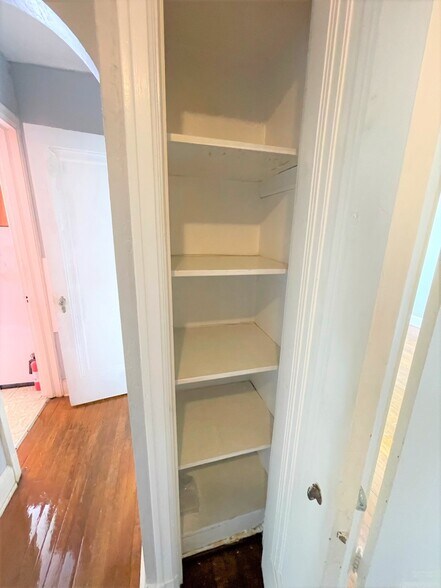 Building Photo - 6532 Wilkins Ave