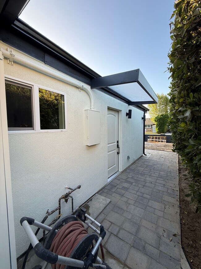 Building Photo - 18633 Community St