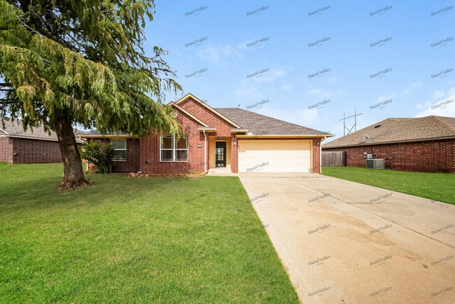 Primary Photo - 484 Timber Ridge Rd
