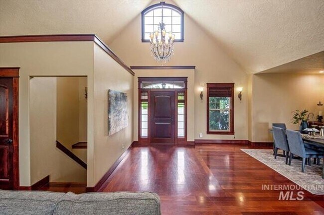 Building Photo - Exquisite home on acreage in Star