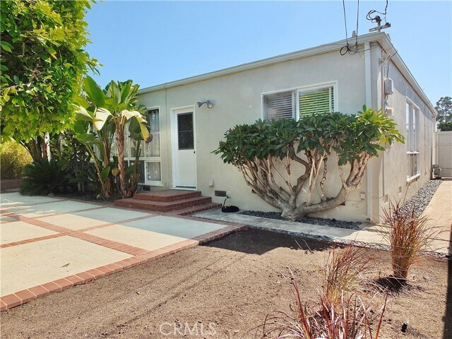 Building Photo - 617 Sandpiper Dr